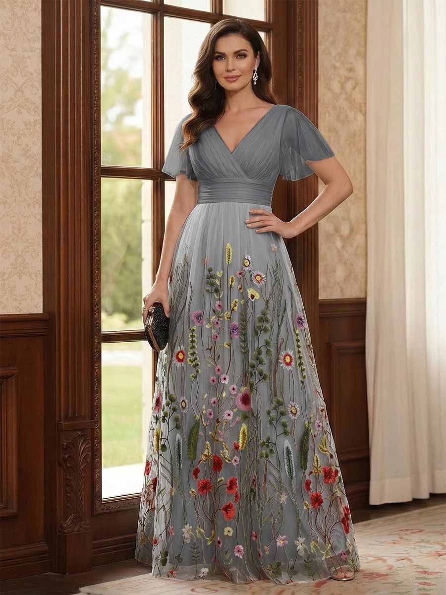 A-Line/Princess V-Neck Short Sleeves Floor-Length Mother of the Bride Dresses with Appliques