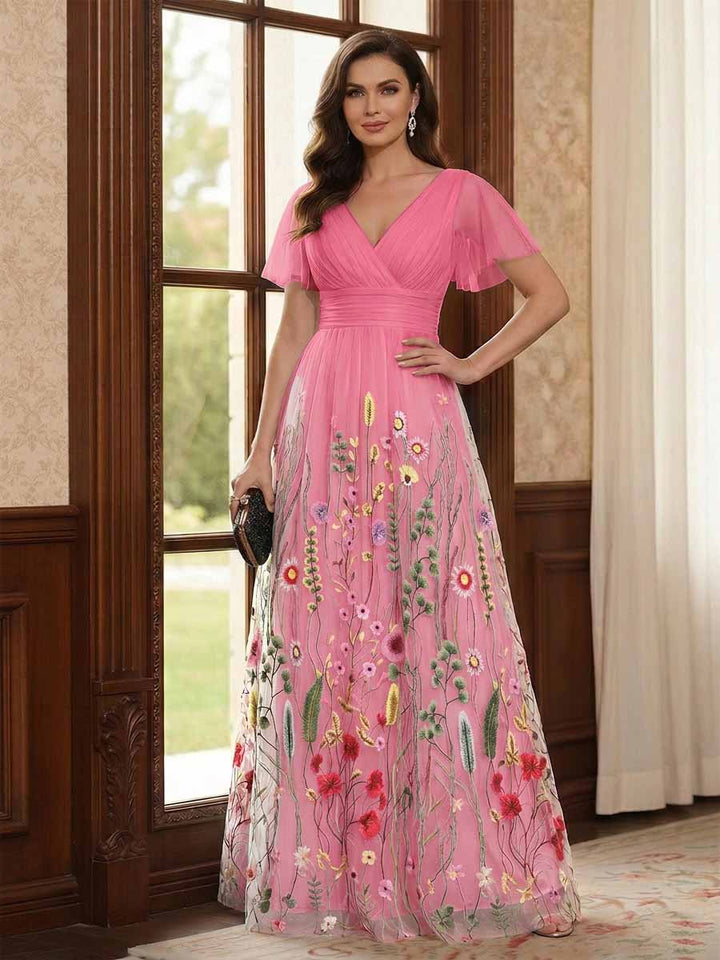 A-Line/Princess V-Neck Short Sleeves Floor-Length Mother of the Bride Dresses with Appliques