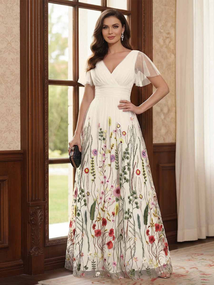 A-Line/Princess V-Neck Short Sleeves Floor-Length Mother of the Bride Dresses with Appliques