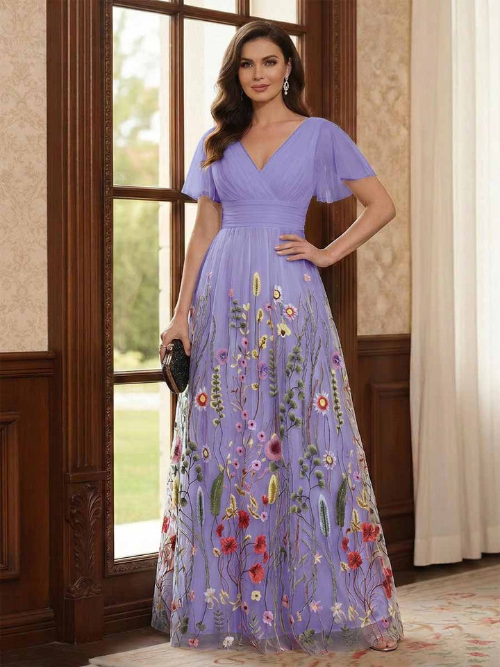 A-Line/Princess V-Neck Short Sleeves Floor-Length Mother of the Bride Dresses with Appliques