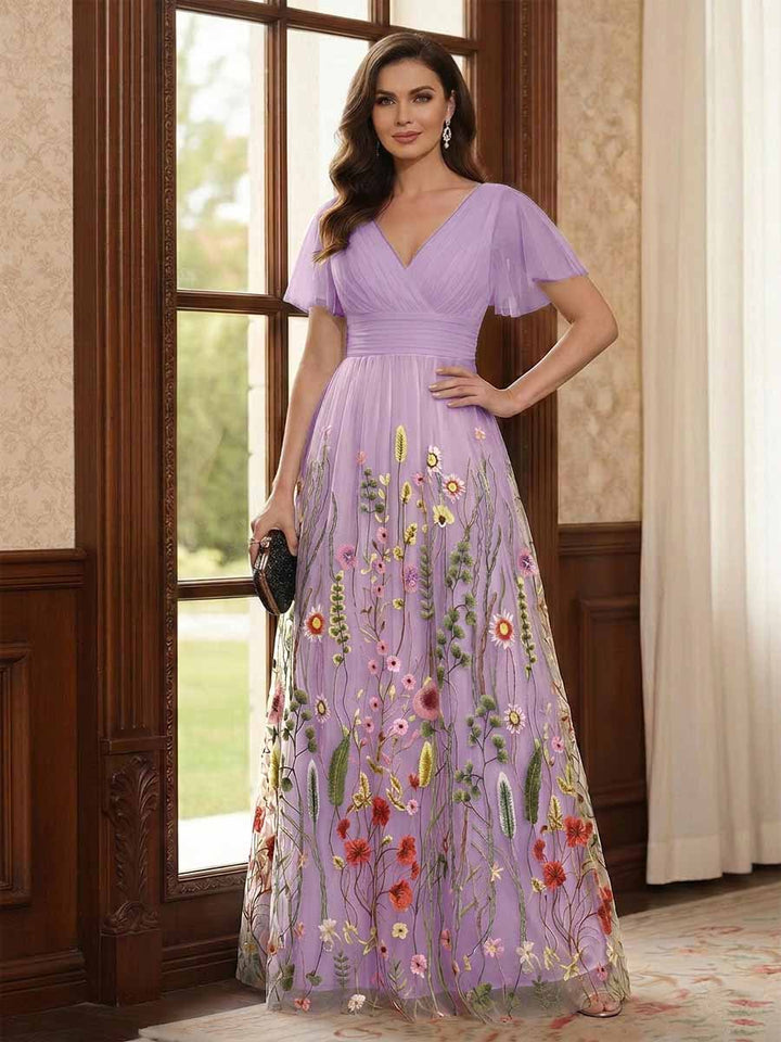 A-Line/Princess V-Neck Short Sleeves Floor-Length Mother of the Bride Dresses with Appliques