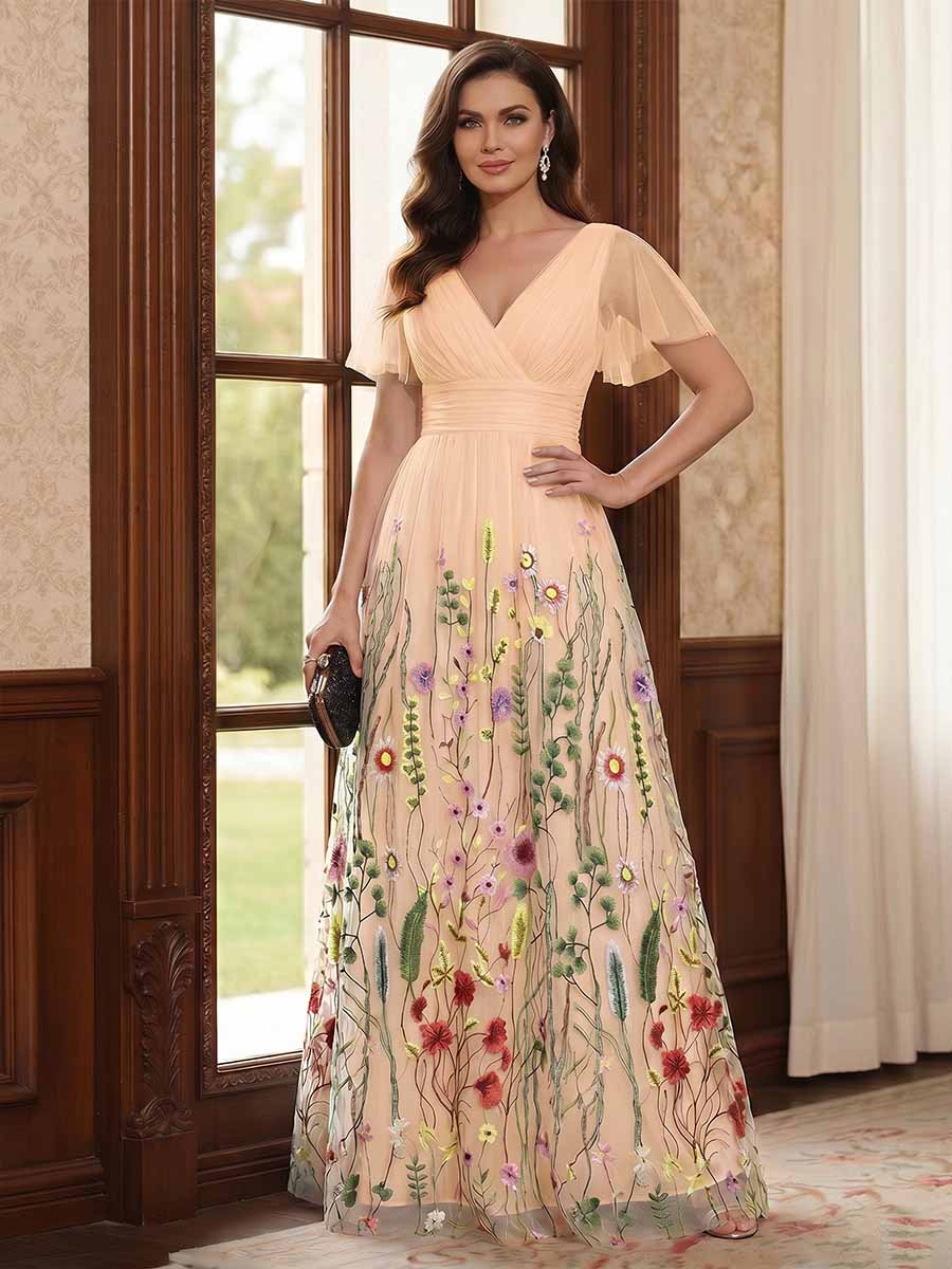 A-Line/Princess V-Neck Short Sleeves Floor-Length Mother of the Bride Dresses with Appliques