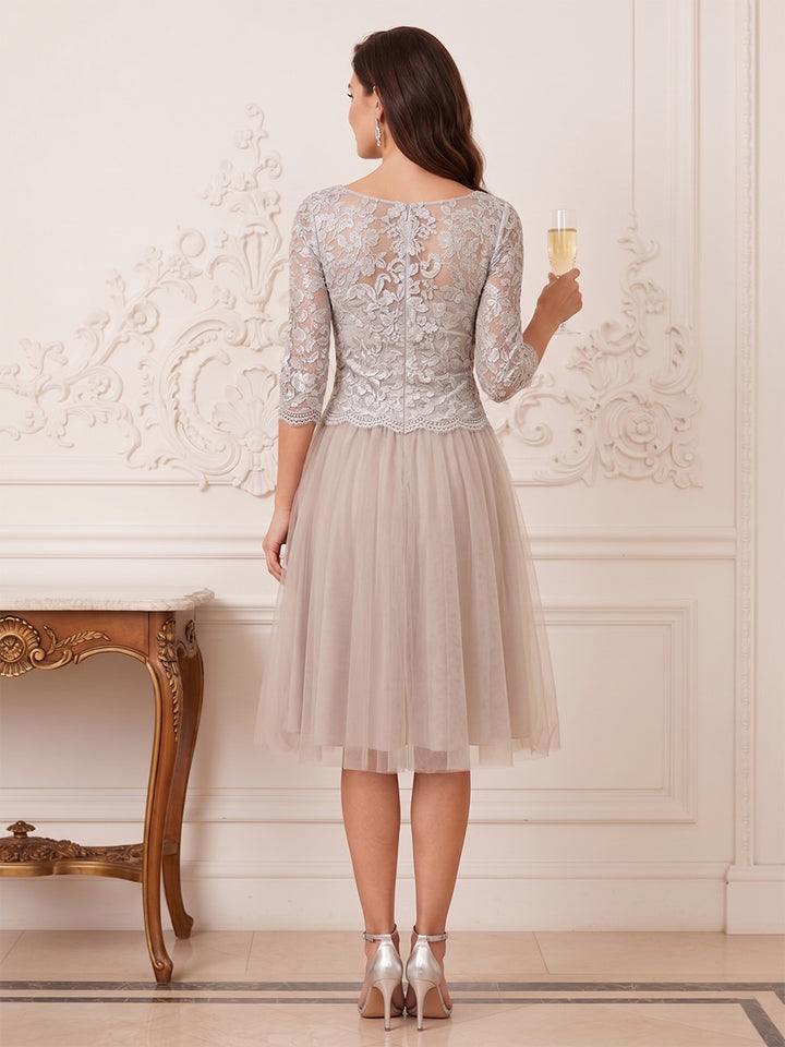 A-Line/Princess 3/4 Sleeves Scoop Knee Length Mother of the Bride Dresses with Pleats &amp; Appliques
