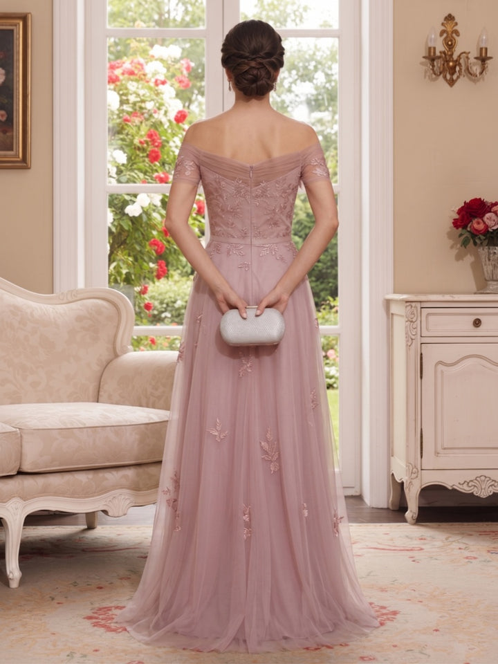 A-Line/Princess Off-the-shoulder Short Sleeves Floor-length Mother of the Bride Dresses with Applique