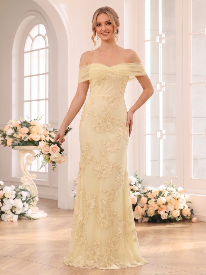 Trumpet/Mermaid Off the Shoulder Sleeveless Floor-Length Bridesmaid Dresses with Lace &amp; Applique