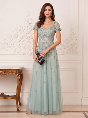 A-Line/Princess V-Neck Short Sleeves Floor-Length Mother of the Bride Dresses with Appliques & Lace