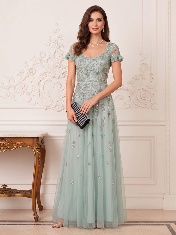 A-Line/Princess V-Neck Short Sleeves Floor-Length Mother of the Bride Dresses with Appliques & Lace