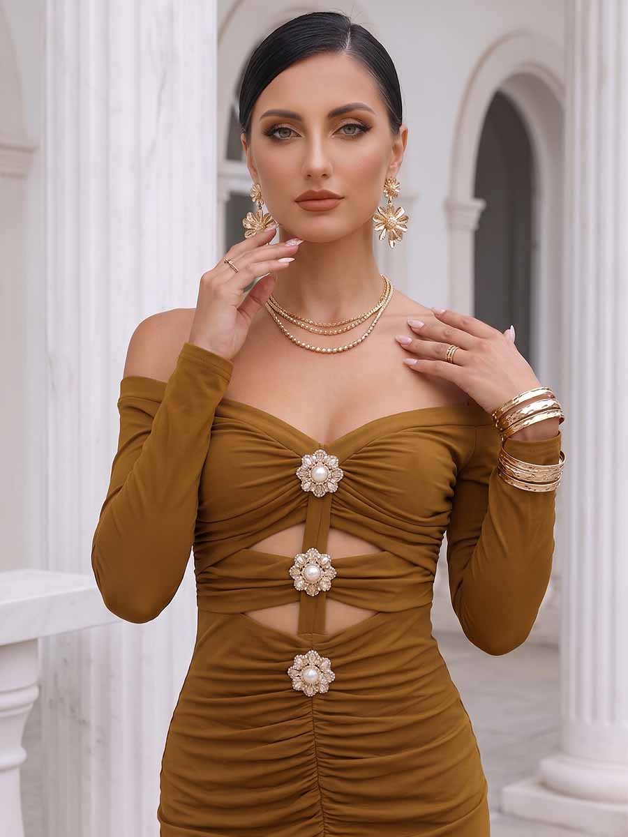 Sheath/Column Off-the-Shoulder Long Sleeves Tea-Length Cocktail Dresses With Rhinestone &amp; Ruched