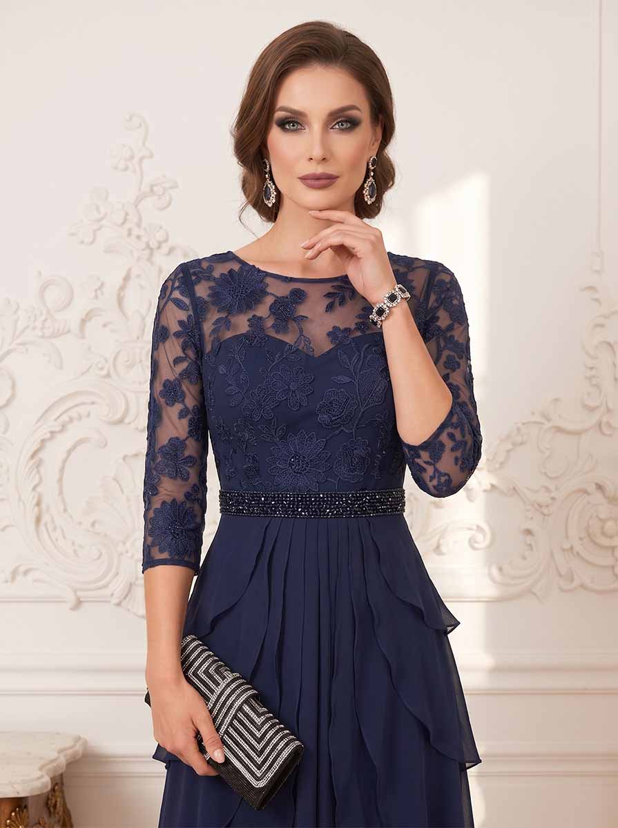 A-Line/Princess 3/4 Sleeves Scoop Floor-Length Mother Of The Bride Dresses With Appliques &amp; Lace