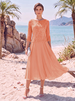 A-Line/Princess Scoop 3/4 Sleeves Knee-Length Mother of the Bride Dresses with Applique