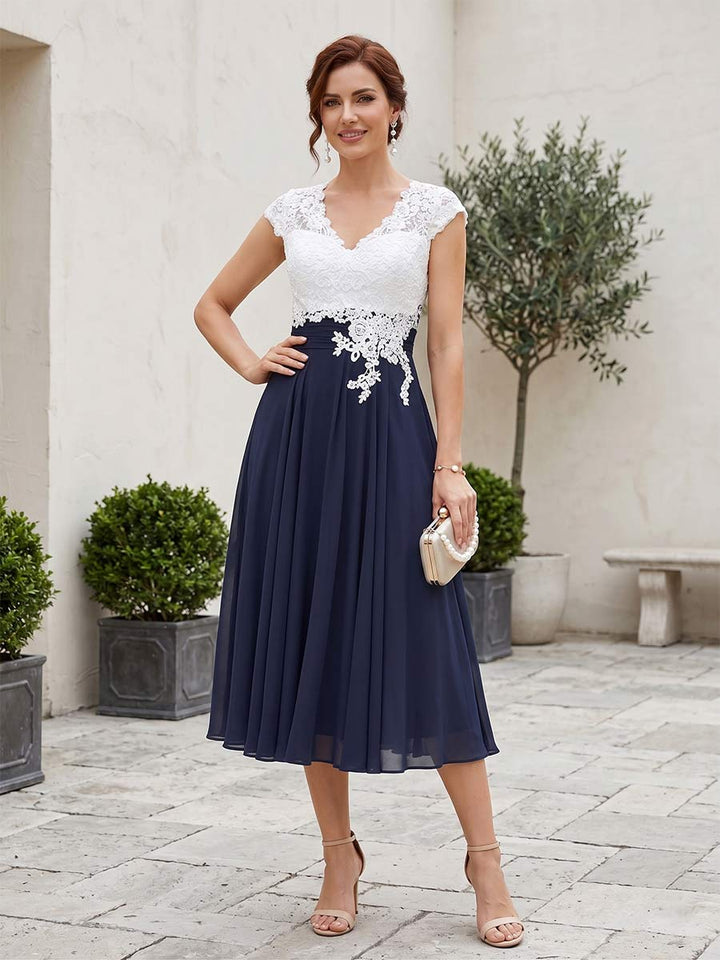 A-Line/Princess V-Neck Short Sleeves Tea-length Mother of the Bride Dresses with Applique &amp; Pleats