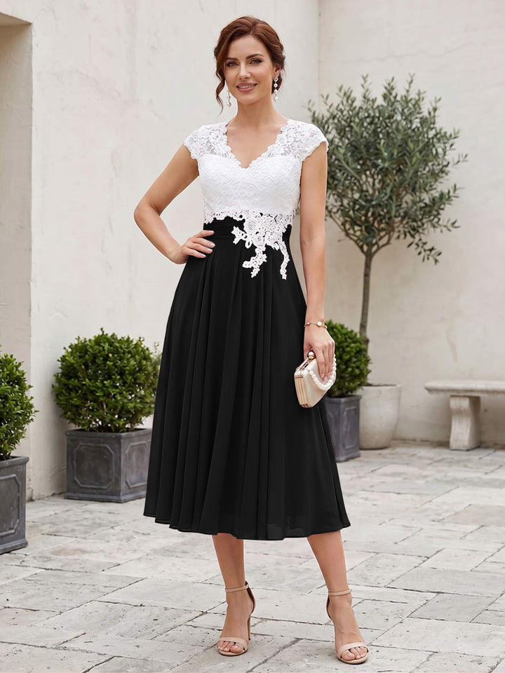 A-Line/Princess V-Neck Short Sleeves Tea-length Mother of the Bride Dresses with Applique &amp; Pleats