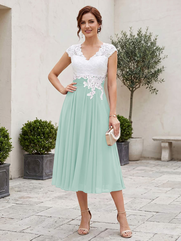 A-Line/Princess V-Neck Short Sleeves Tea-length Mother of the Bride Dresses with Applique &amp; Pleats