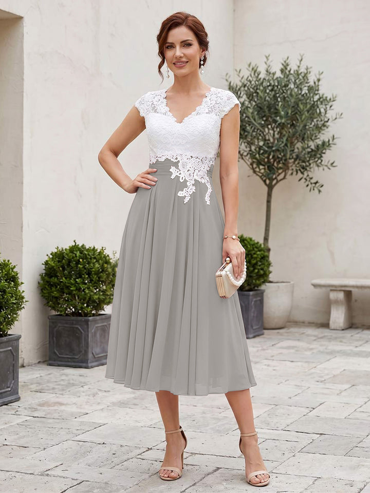 A-Line/Princess V-Neck Short Sleeves Tea-length Mother of the Bride Dresses with Applique &amp; Pleats