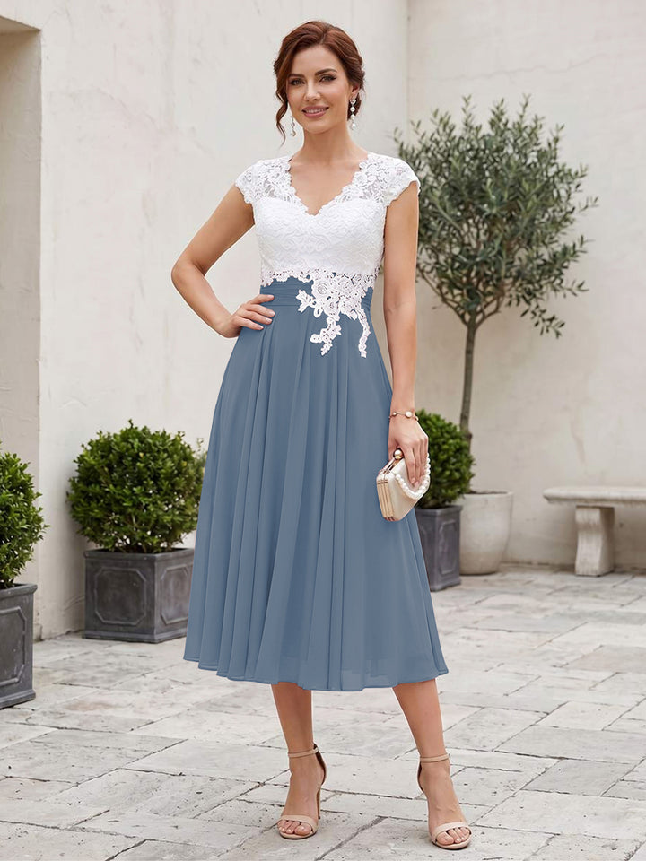 A-Line/Princess V-Neck Short Sleeves Tea-length Mother of the Bride Dresses with Applique &amp; Pleats