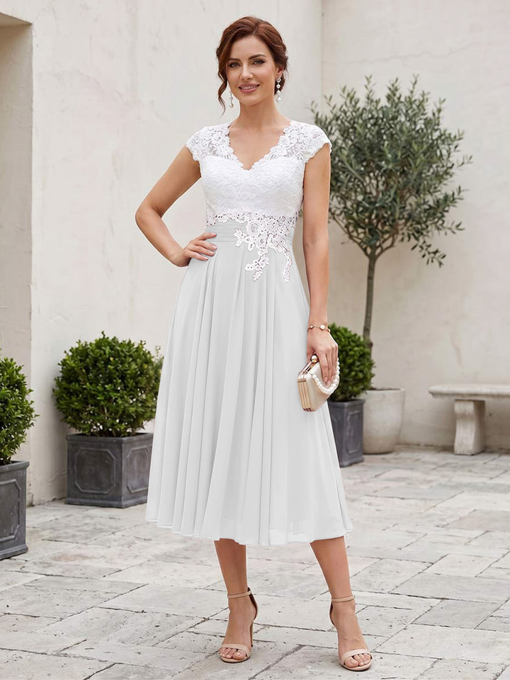 A-Line/Princess V-Neck Short Sleeves Tea-length Mother of the Bride Dresses with Applique &amp; Pleats