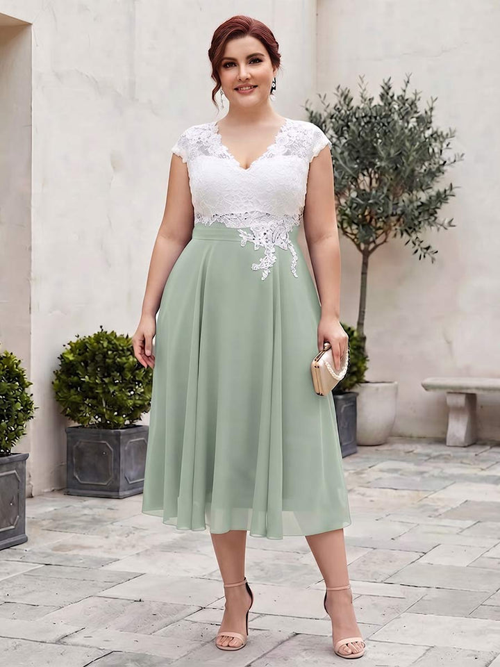 A-Line/Princess V-Neck Short Sleeves Tea-length Plus Size Mother of the Bride Dresses with Applique &amp; Pleats