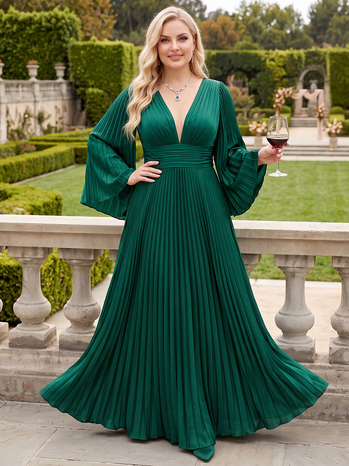 A-Line/Princess V-Neck Sleeveless Chiffon Floor-Length Plus Size Bridesmaid Dresses with Pleats