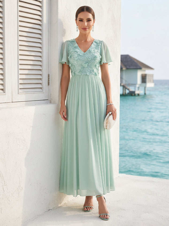 A-Line/Princess Short Sleeves V Neck Floor-Length Mother of the Bride Dresses with 3D Floral &amp; Embroidery