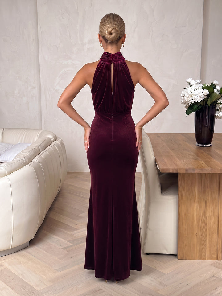 Sheath/Column Halter Sleeveless Velvet Floor-Length Evening Dresses with Ruched