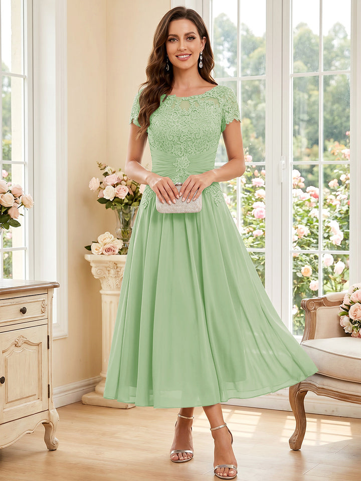 A-Line/Princess Scoop Short Sleeves Tea-Length Mother of the Bride Dresses with Applique &amp; Ruched