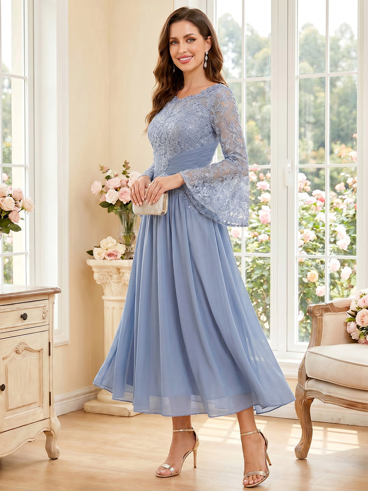 A-Line/Princess Scoop Long Sleeves Tea-Length Mother of the Bride Dresses with Applique &amp; Ruched