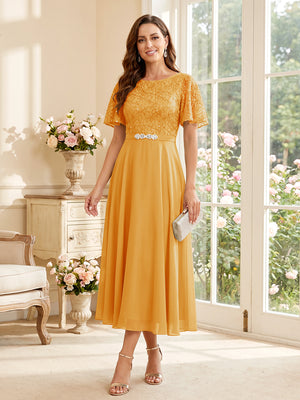 A-Line/Princess Scoop Short Sleeves Tea-Length Mother of the Bride Dresses with Lace & Pleats