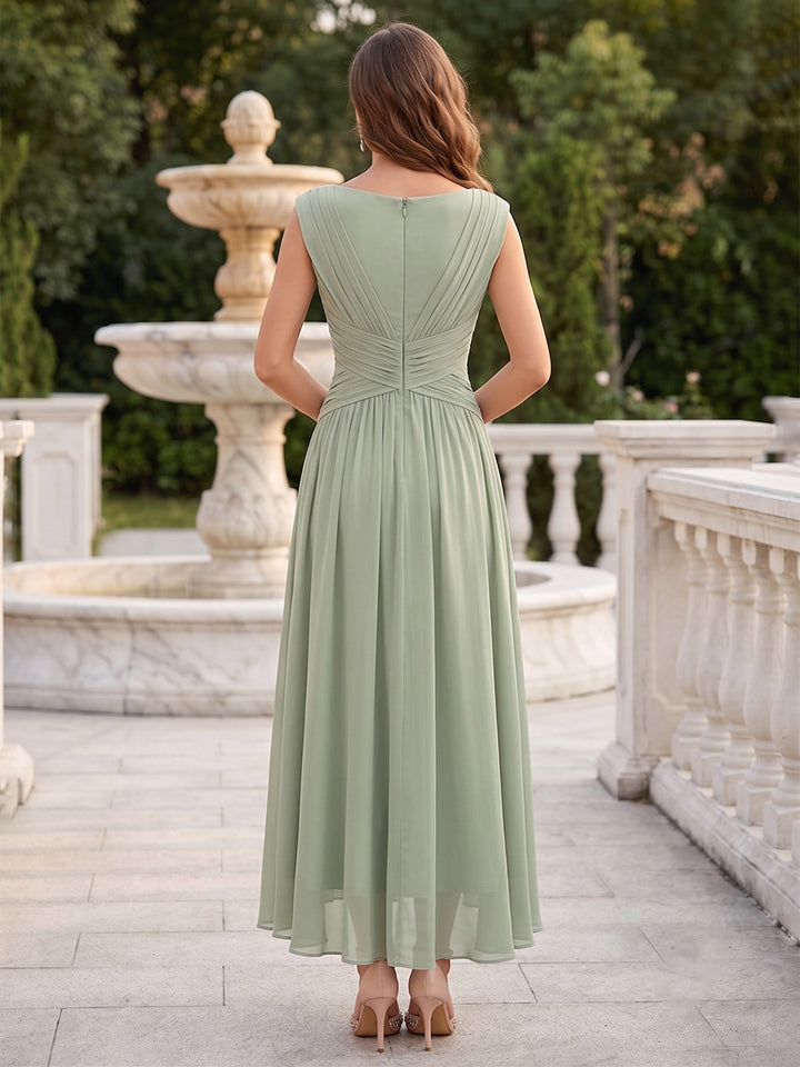 A-Line/Princess Scoop Sleeveless Floor-Length Mother of the Bride Dresses with Pleats &amp; Ruched