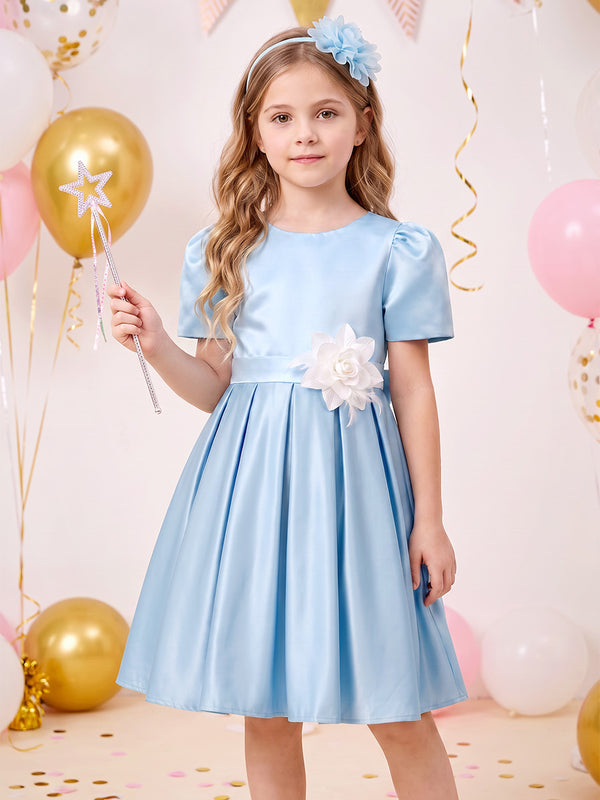 A-Line/Princess Scoop Short Sleeves Satin Knee-Length Flower Girl Dresses with 3D Flower