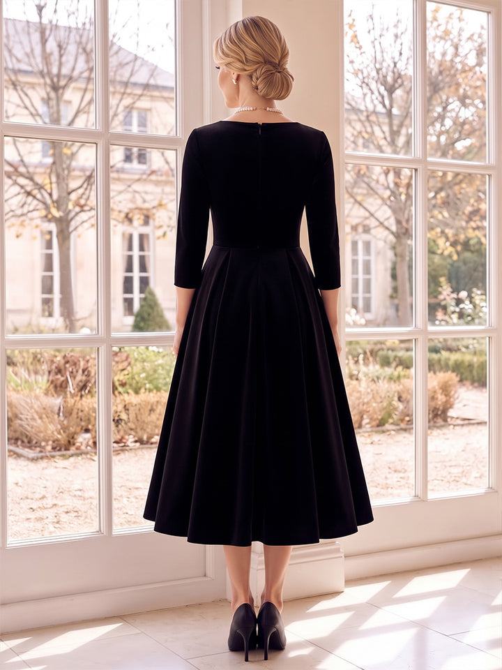 A-Line/Princess V-Neck 3/4 Sleeves Velvet Tea-Length Mother of the Bride Dresses with Ruffles