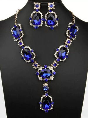Women's Retro Exaggerated Necklace & Earrinngs Jewelry Set