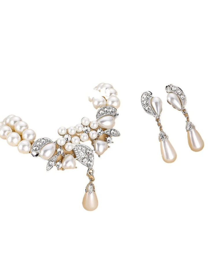 Elegant Women&
