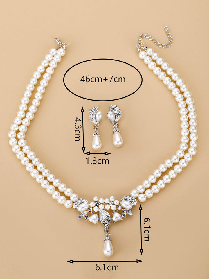Elegant Women&