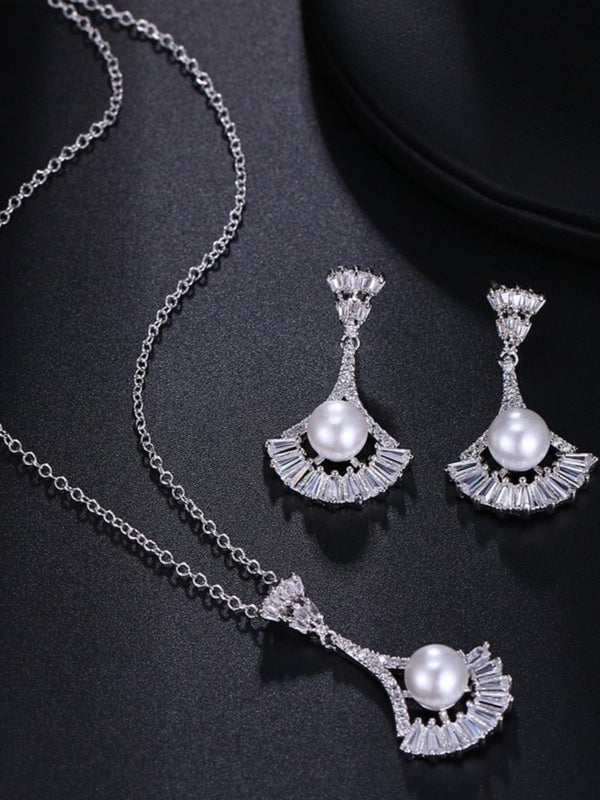 Versatile Fashion Pearl Earrings and Necklace Set