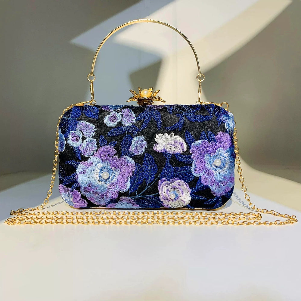Flower Elegant Pearls Clutch Women&