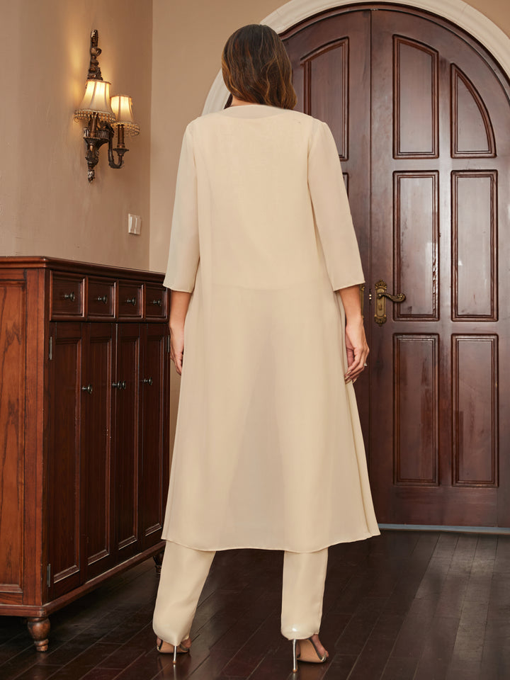 Chiffon Scoop 3/4 Sleeves 3 Pieces Plus Size Pantsuits with Sequins &amp; Jacket