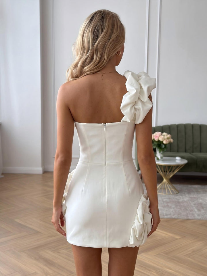 Sheath/Column One-Shoulder Short/Mini Satin Ruched Homecoming Dresses