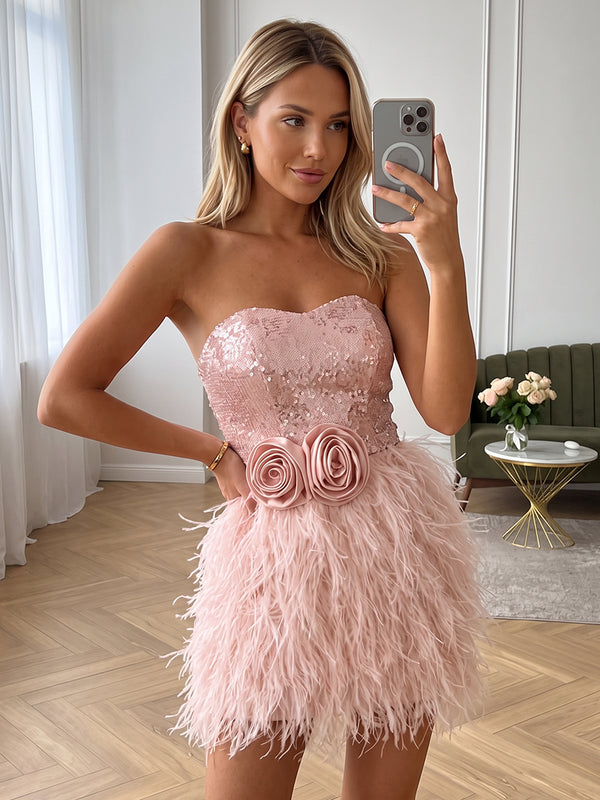 Sheath/Column Strapless Short/Mini Sequin Homecoming Dresses with Feathers&3D Flowers
