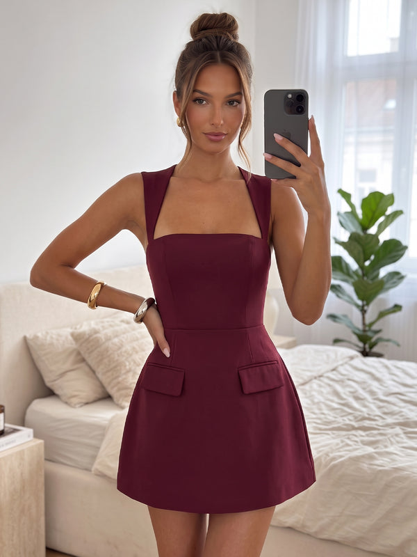 Sheath/Column Square Neck Short/Mini Satin Ruched Homecoming Dresses