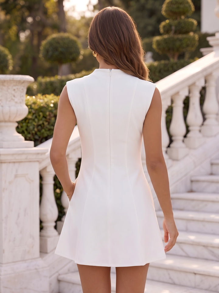 A-Line/Princess Sleeveless Crew Neck Short/Mini Satin Homecoming Dresses