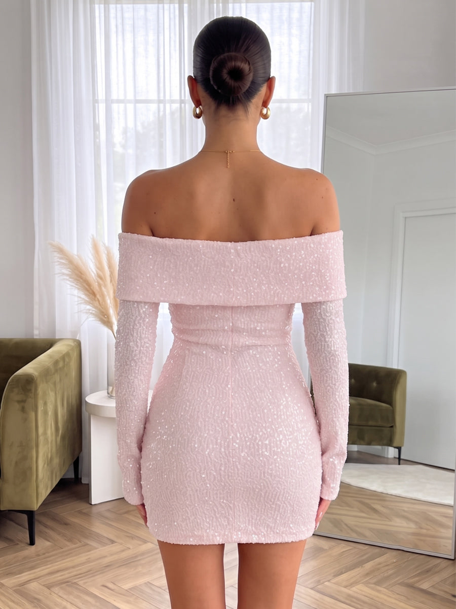 Sheath/Column Off-the-Shoulder Long Sleeves Sequin Mini Homecoming Dresses