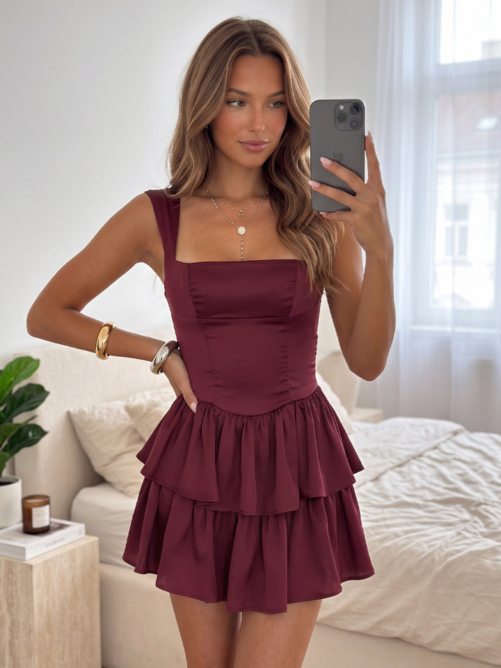 A-Line/Princess Square Neck Sleeveless Silk Satin Mini Homecoming Dresses with Ruffles