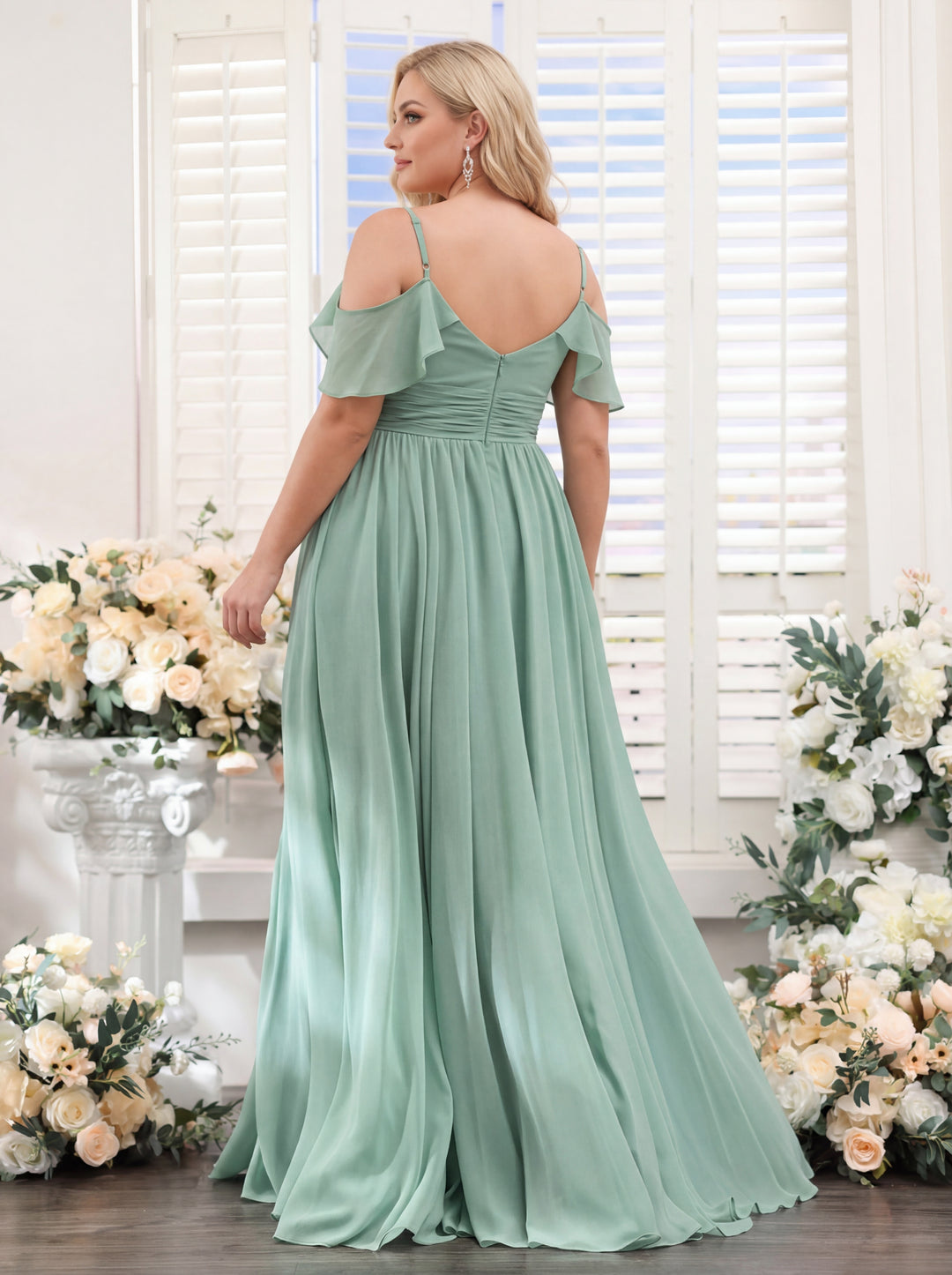 A-Line V-Neck Spaghetti Straps Chiffon Plus Size Bridesmaid Dresses with Pockets