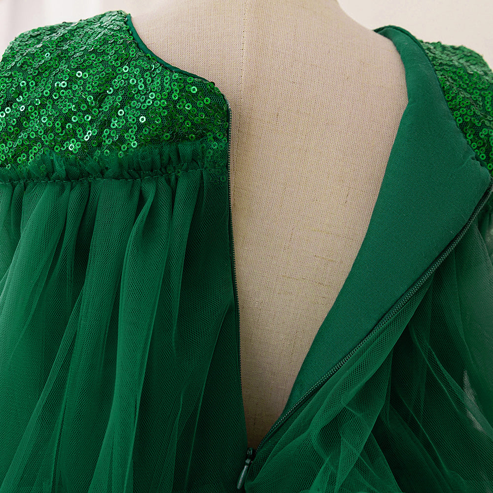 Tiered Ball Gown Scoop Sleeveless Christmas Dresses for Girls