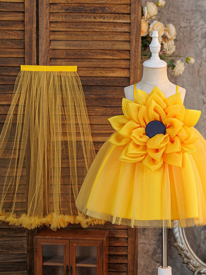 Ball Gown Spaghetti Straps Sleeveless Knee-Length Two Pieces Flower Girl Dresses With 3D Floral
