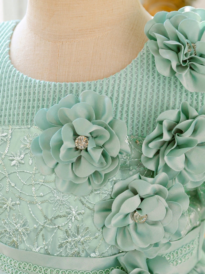 Ball Gown Scoop Short Sleeves Knee-Length  Flower Girl Dresses With 3D Floral &amp; Applique