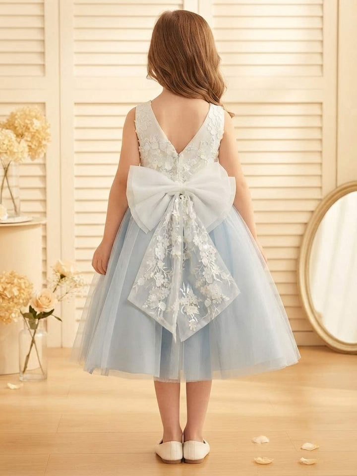 A-Line/Princess Boat Neck Sleeveless Knee-Length Flower Girl Dresses With Bowknot &amp; Applique