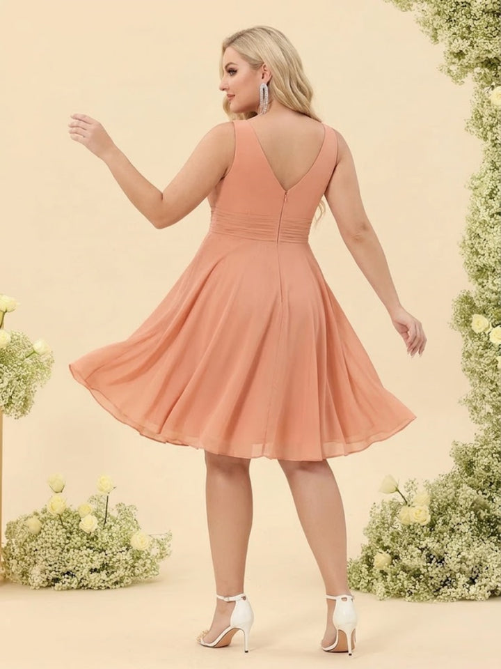 A-Line/Princess Knee-Length V-Neck Plus Size Bridesmaid Dresses With Ruffles