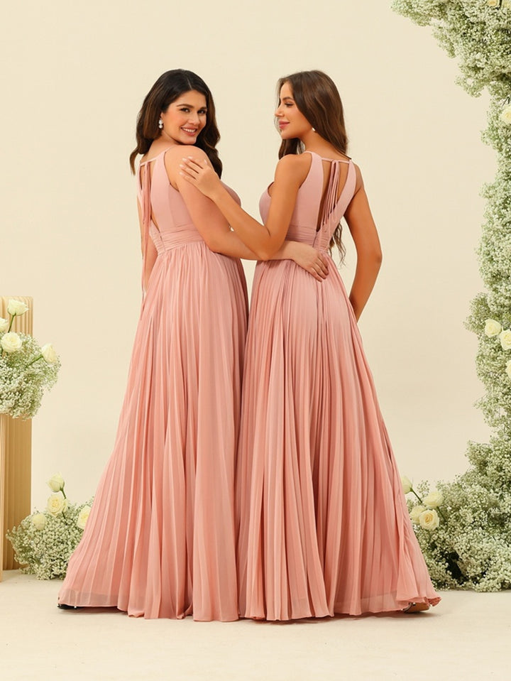 A-Line/Princess Halter Sleeveless Long Bridesmaid Dresses with Split Side &amp; Ruffles