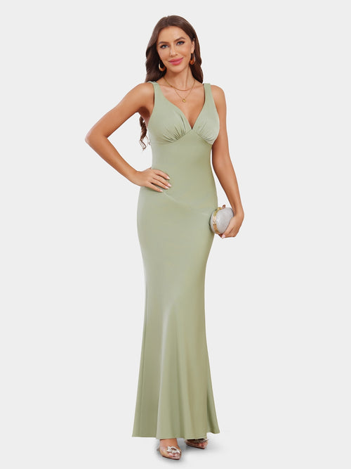 Sheath/Column Plunging V-Neck Sleeveless Bridesmaid Dresses with Ruched